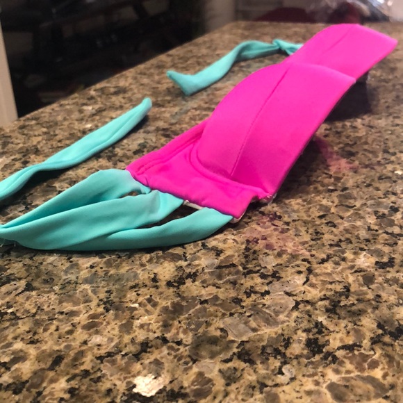 Xhilaration Bikini (Top & Bottom) Unique Pattern - Picture 3 of 6